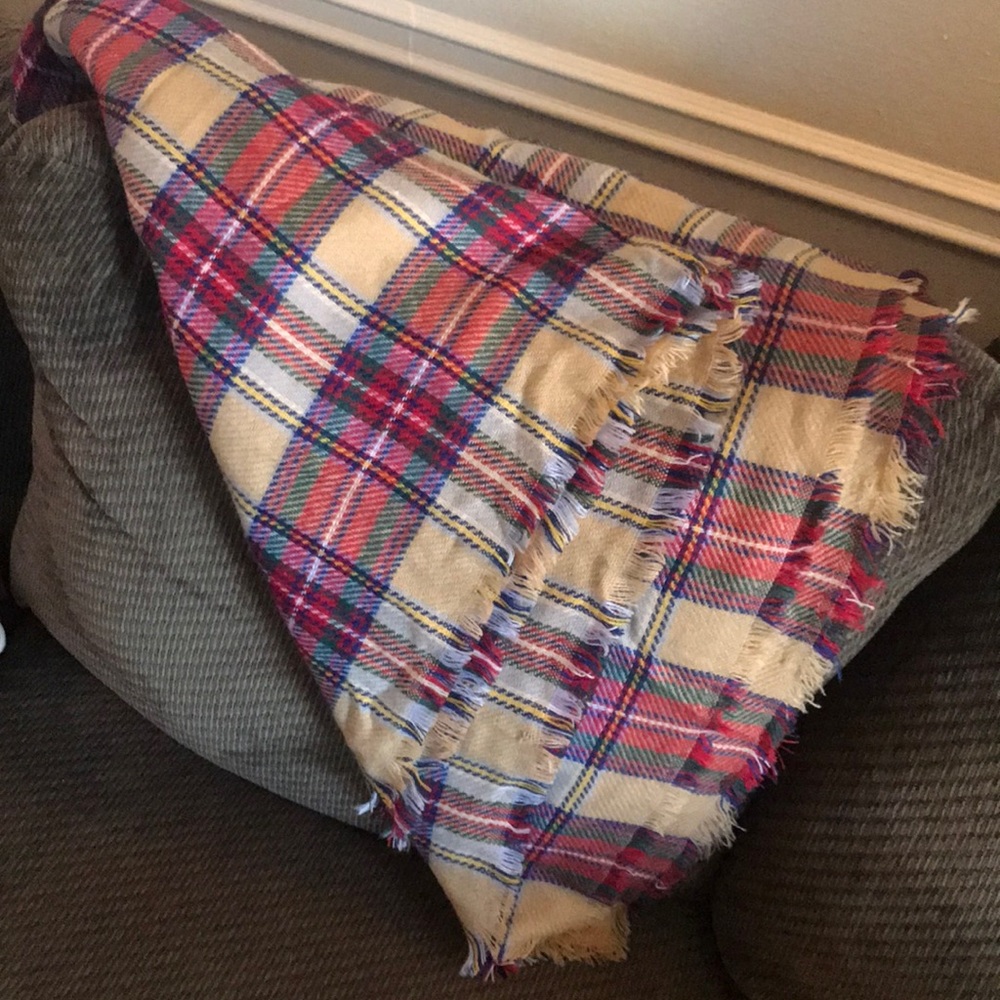 Medium size blanket scarf 🧣